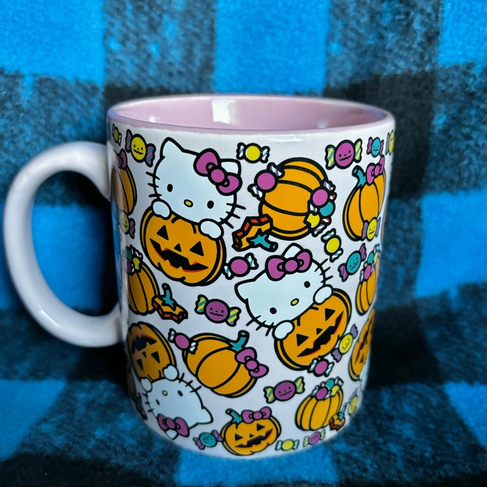 Hello Kitty Bundle ✨💗✨ - Picture 5 of 6